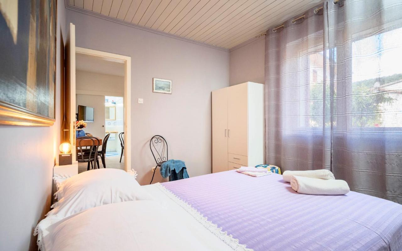 Apartment Bosiljak Елса Экстерьер фото